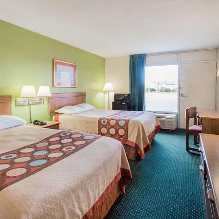 Super 8 By Wyndham Tifton Hotel Kültér fotó
