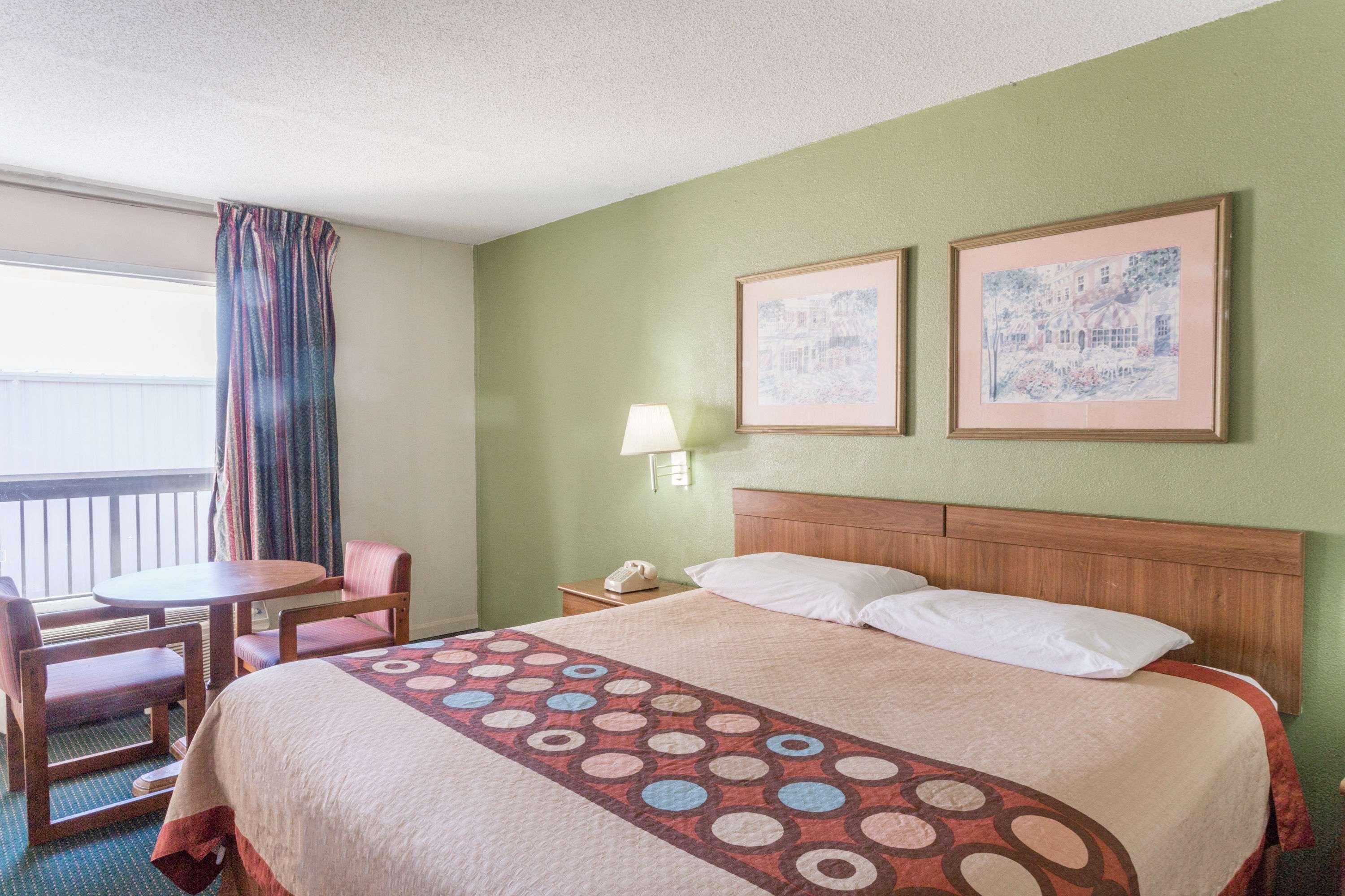 Super 8 By Wyndham Tifton Hotel Kültér fotó