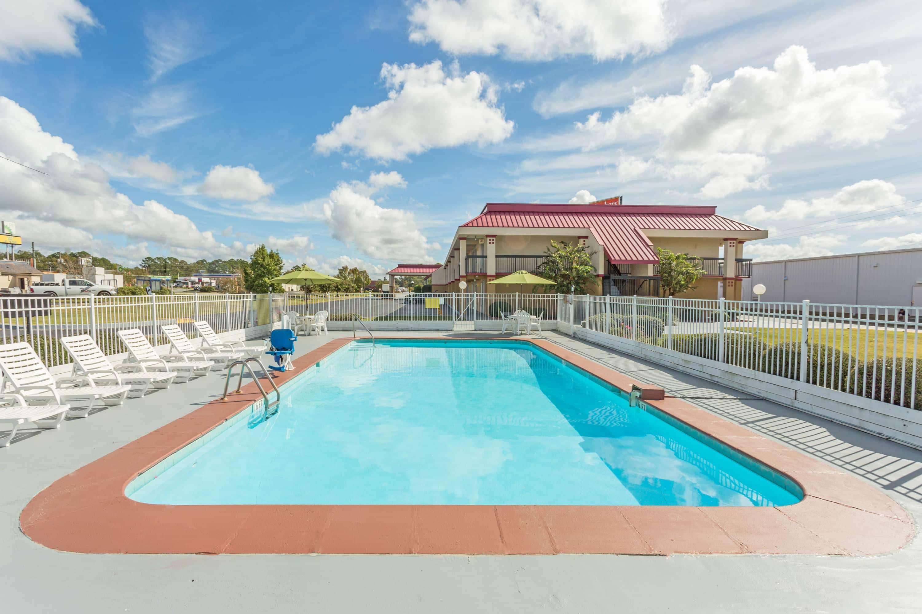 Super 8 By Wyndham Tifton Hotel Kültér fotó
