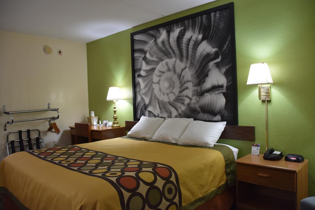 Super 8 By Wyndham Tifton Hotel Kültér fotó
