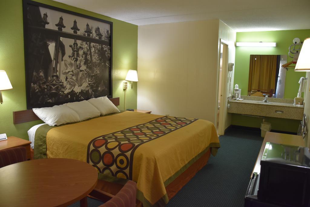 Super 8 By Wyndham Tifton Hotel Kültér fotó