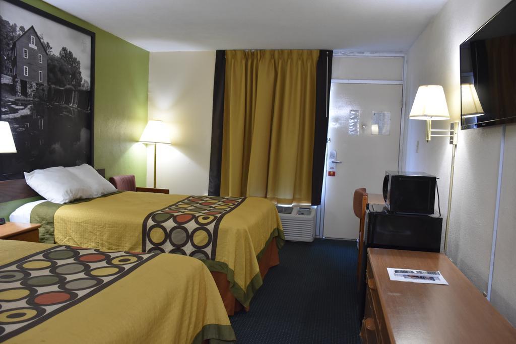 Super 8 By Wyndham Tifton Hotel Kültér fotó