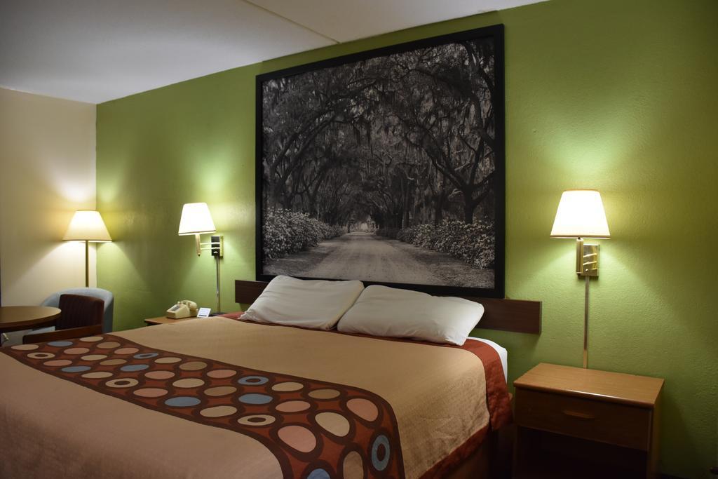 Super 8 By Wyndham Tifton Hotel Kültér fotó