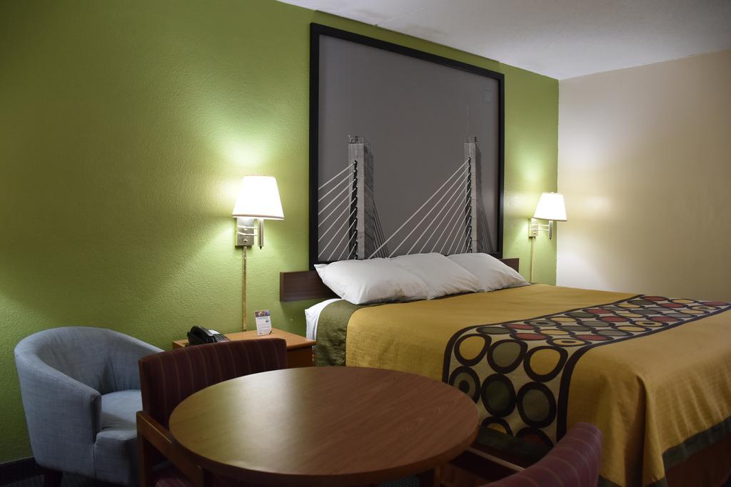 Super 8 By Wyndham Tifton Hotel Kültér fotó